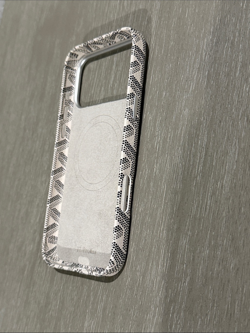 White Patterned iPhone 17 Pro Max Case - Picture 4 of 5